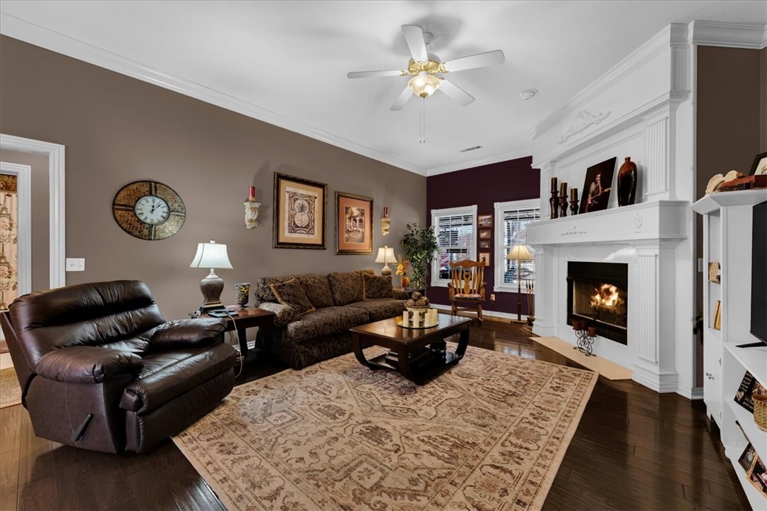 Southwind Terrace Ph Iv - Residential