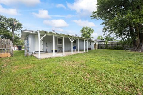 Single Family Residence in Springdale AR 257 Casteel Lane 21.jpg