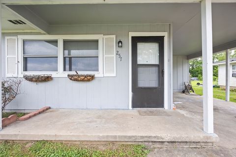 Single Family Residence in Springdale AR 257 Casteel Lane 3.jpg