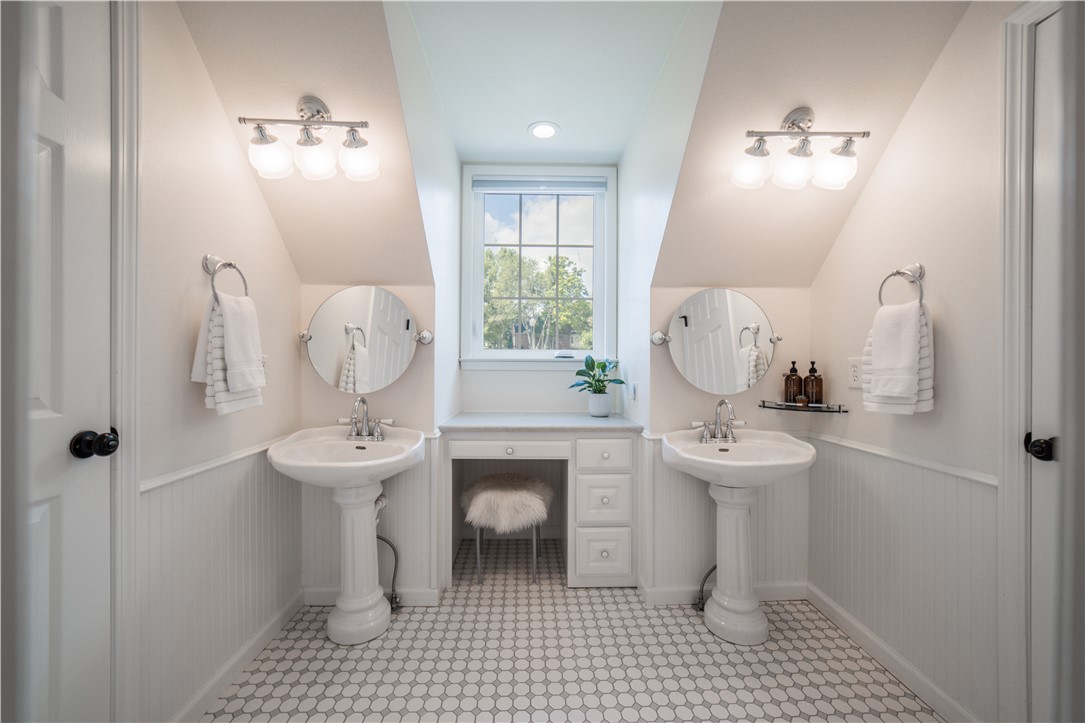 Lexington Sub Bentonville - Residential