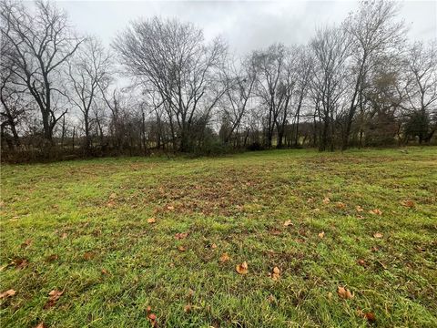 12129 Roy Jech Farm Road Gentry AR 72734