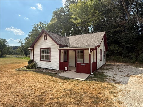 Photo of 21361 Griggs Road, Springdale, AR 72762 (MLS # 1361437)