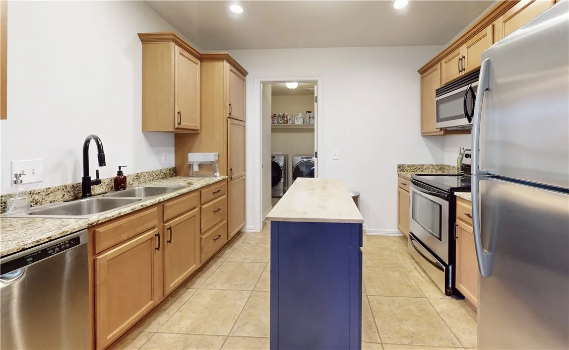 Rogers, Arkansas 72758, United States, 3 Bedrooms Bedrooms, ,2 BathroomsBathrooms,Residential,Active,180962