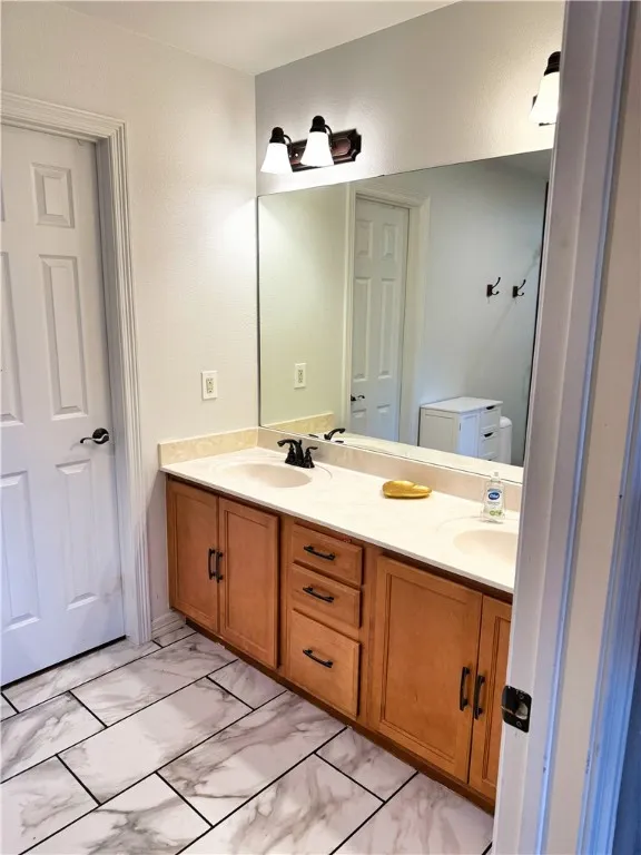 Rogers, Arkansas 72758, United States, 3 Bedrooms Bedrooms, ,2 BathroomsBathrooms,Residential,Active,180962