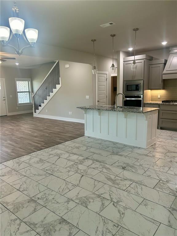 Rustic Flats Sub Gentry - Residential Lease