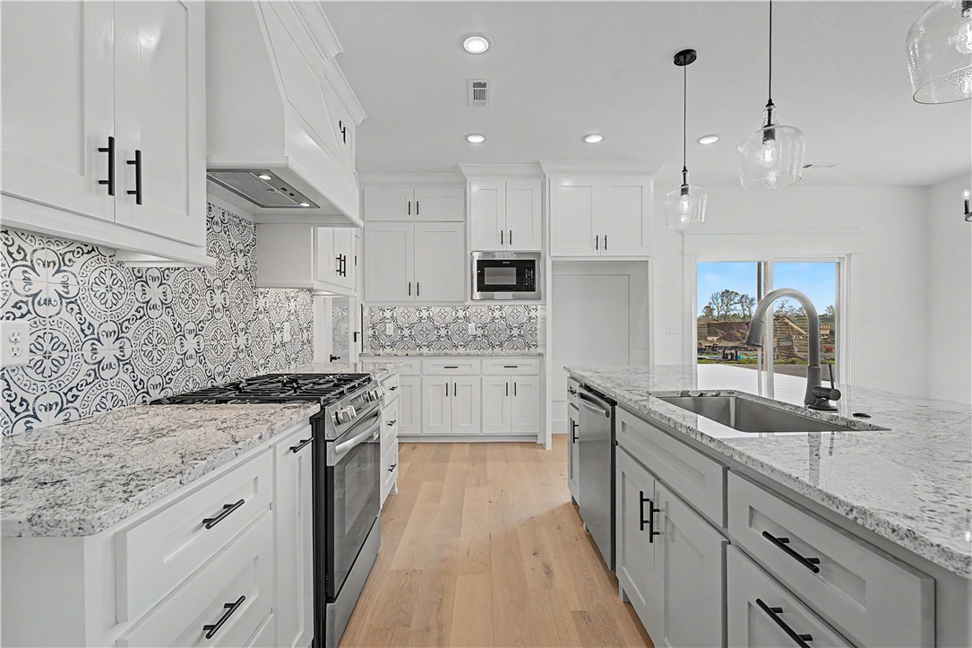 Walnut Grove Sub Ph Iii Bentonville - Residential