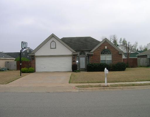 Available in August. Lovely 3 bedroom, 2 bath single family home in established Springdale neighborhood located just off Don Tyson Blvd. Kitchen features white wood cabinetry, pantry and all appliances including full-size refrigerator, stove, dishwasher. Large eat-in kitchen area. Good-sized bedrooms. Beautiful luxury wide wood plank floors. Privacy fence and storage unit in back yard. 2 car garage. One small pet under 20# welcome. Tenant occupied until 7/31/24.