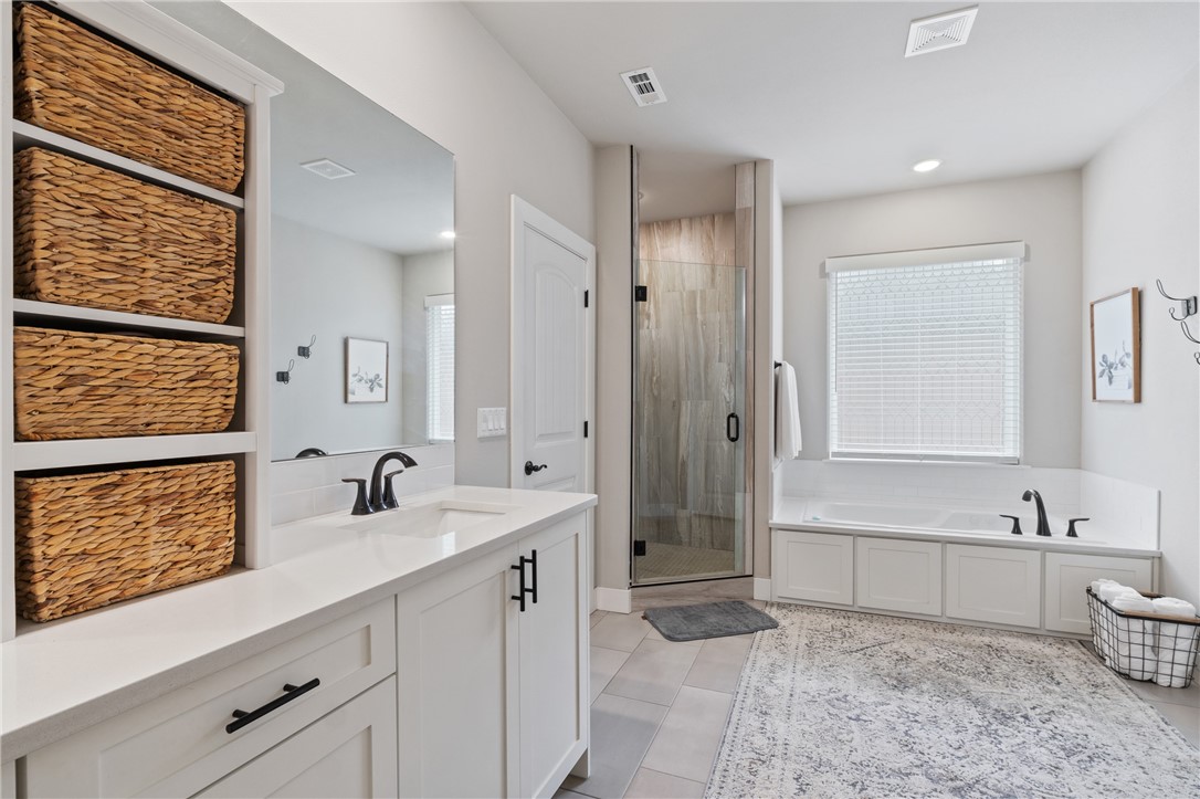 Sugar Creek Residence Cmnty Ph I - Residential