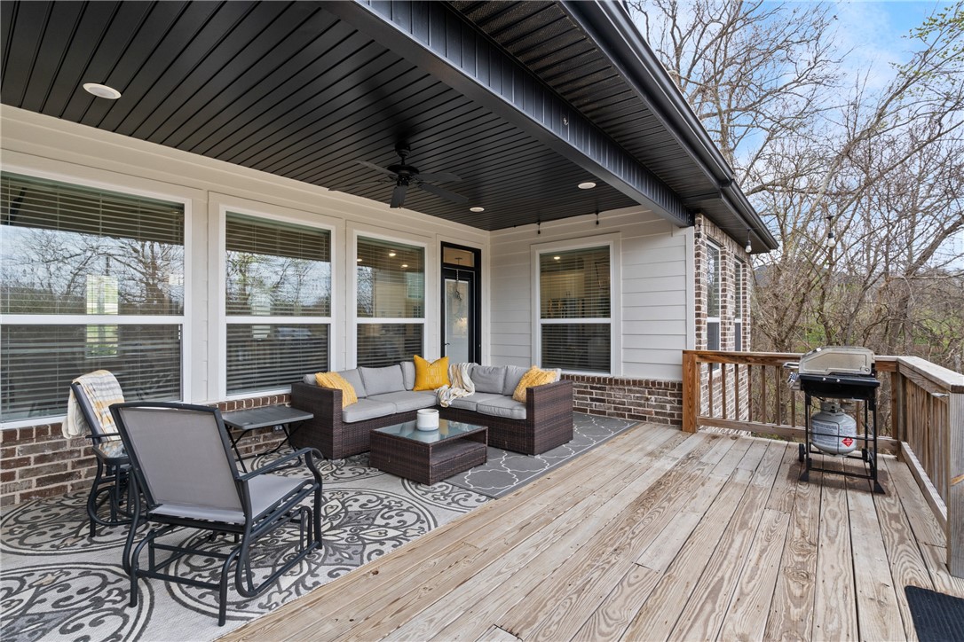 Sugar Creek Residence Cmnty Ph I - Residential