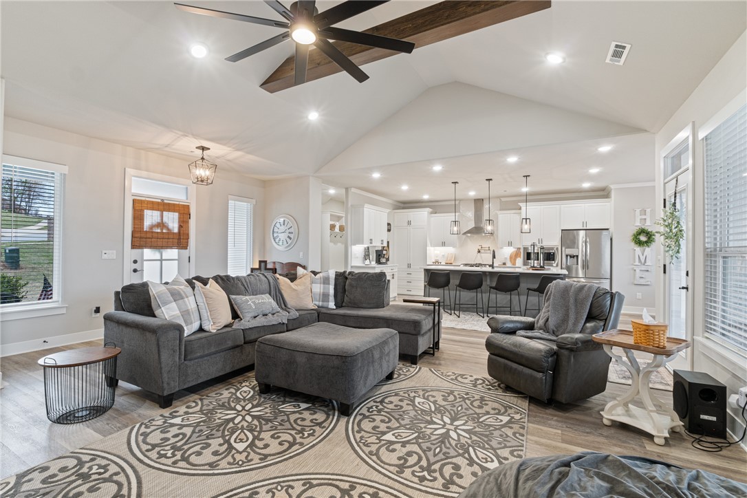 Sugar Creek Residence Cmnty Ph I - Residential