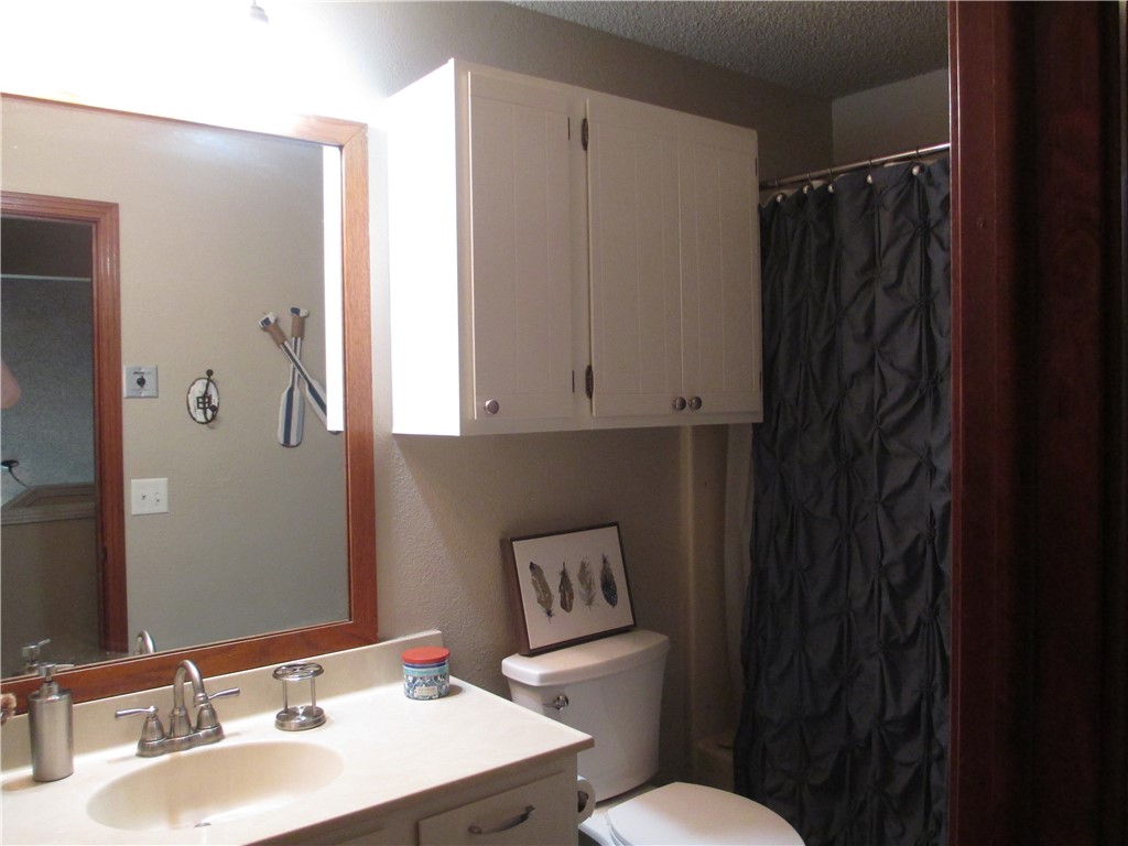 Unit 104 Holiday Island - Residential