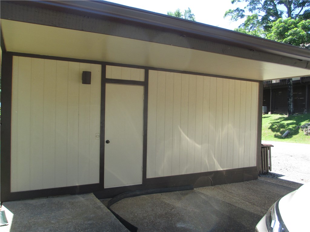 Unit 104 Holiday Island - Residential