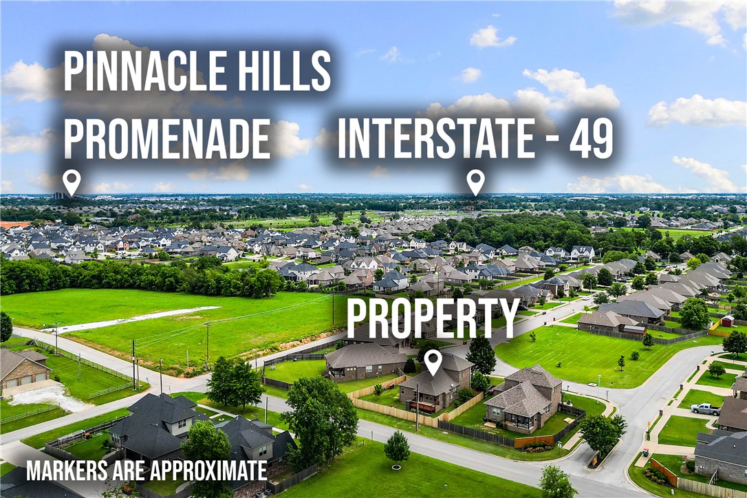 Hamptons, The Cave Spgs - Residential