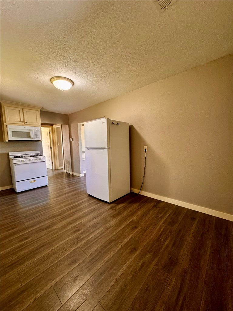 Chambers Add Rogers - Residential Lease