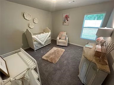 WALNUT HILL SUB PH V-PEA RIDGE - Residential
