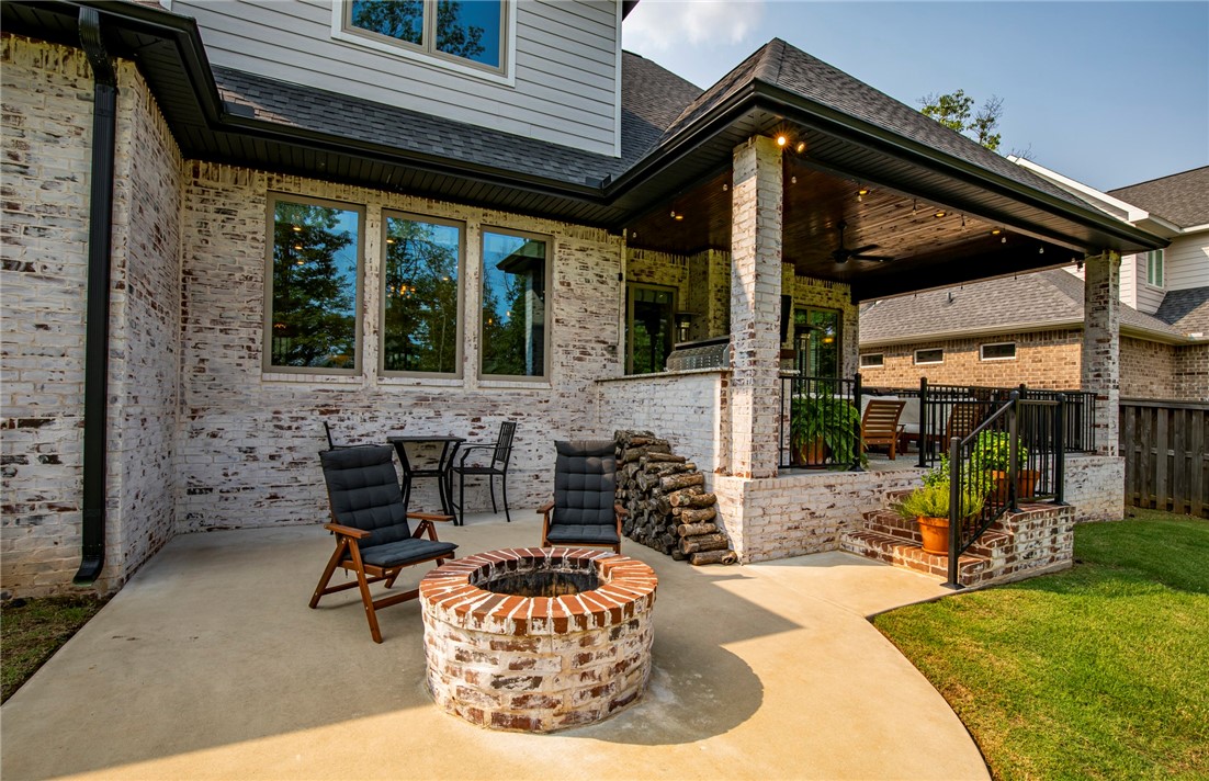 Oak Tree Centerton - Residential