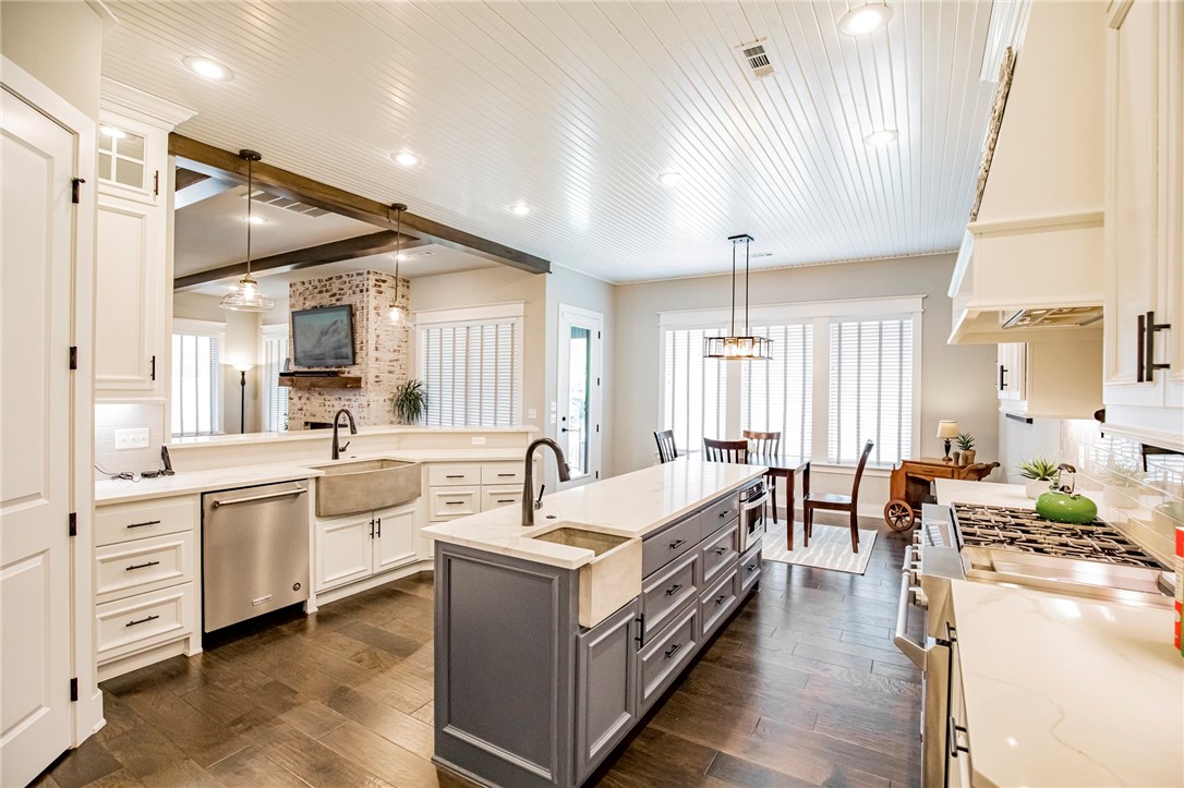 Oak Tree Centerton - Residential