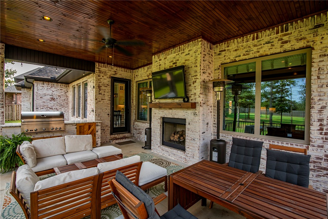 Oak Tree Centerton - Residential