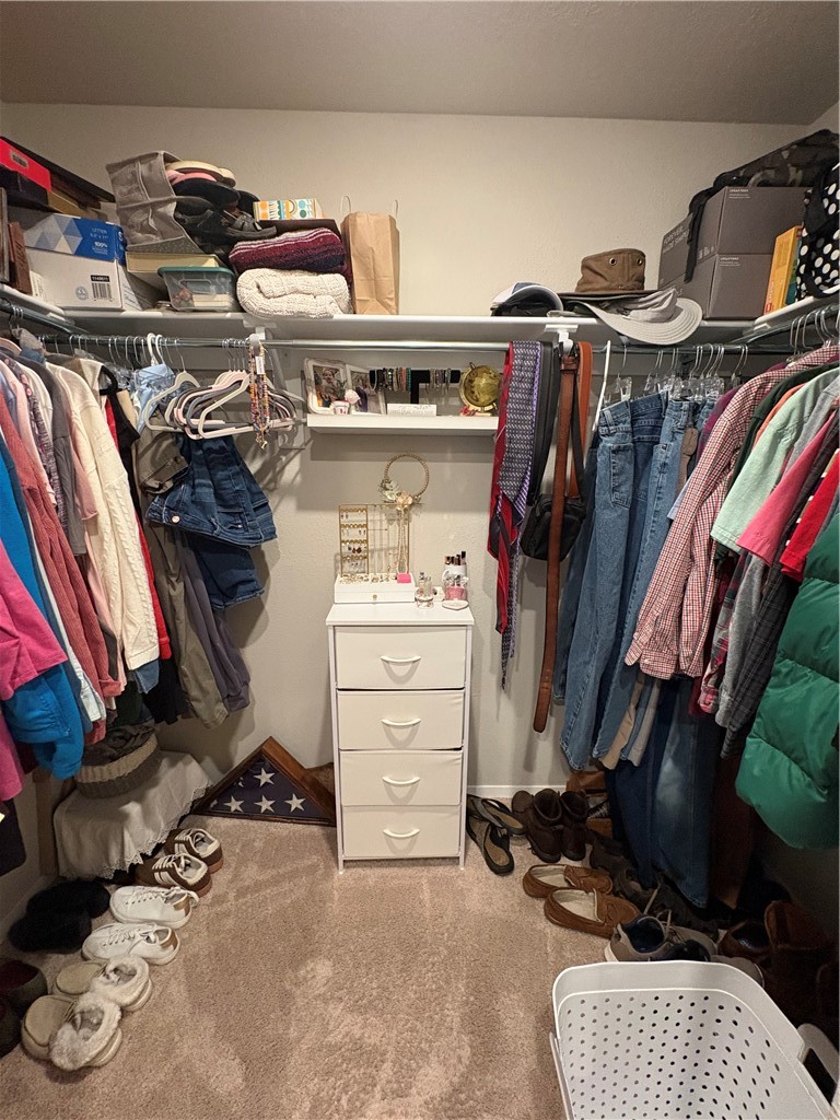 Fox Tail - Residential