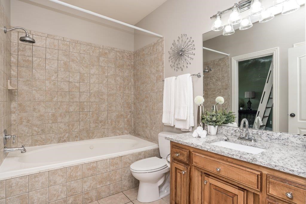 Manors On Blossom Way Crk Ph 4 Rogers - Residential