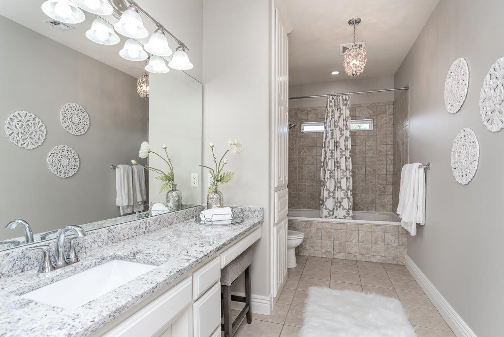 Manors On Blossom Way Crk Ph 4 Rogers - Residential