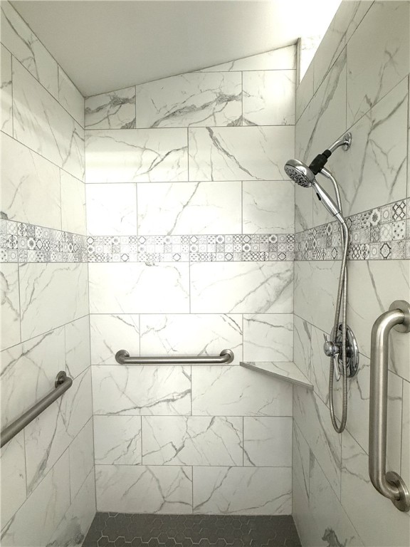 Skyline Manor Unit Iii - Residential