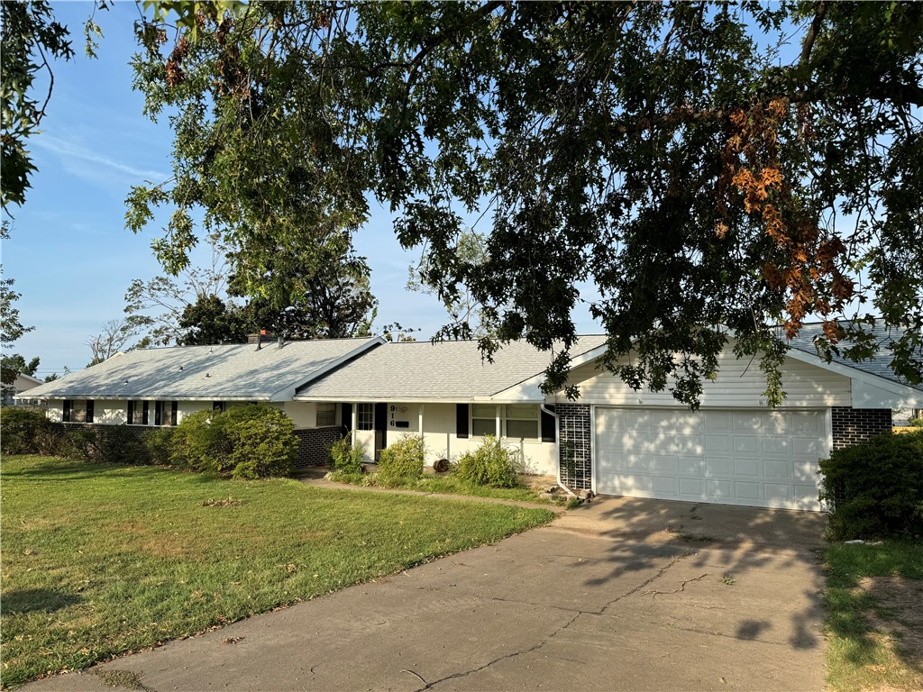 Beautiful, sprawling home with plenty of space for everyone! Large living room, eat-in kitchen, and dining area. Additional sitting area off the kitchen. The sunroom can hold all your crafts or would make an excellent home schooling room or 4th bedroom. Three bedrooms with closets. Two full bathrooms. Brand new carpet. Washer, dryer, refrigerator, oven, microwave, all included. Oversized backyard- a half acre to roam. 2 car garage plus additional parking in the driveway. Plenty of room to park your RV. No smoking. Pets negotiable with additional deposit. Deposit is $1795.