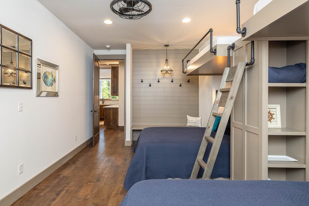 Estates at Lakeway - Residential