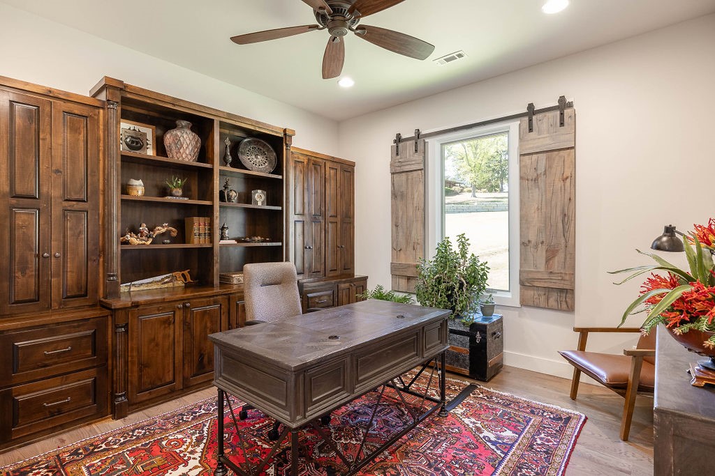 Estates at Lakeway - Residential