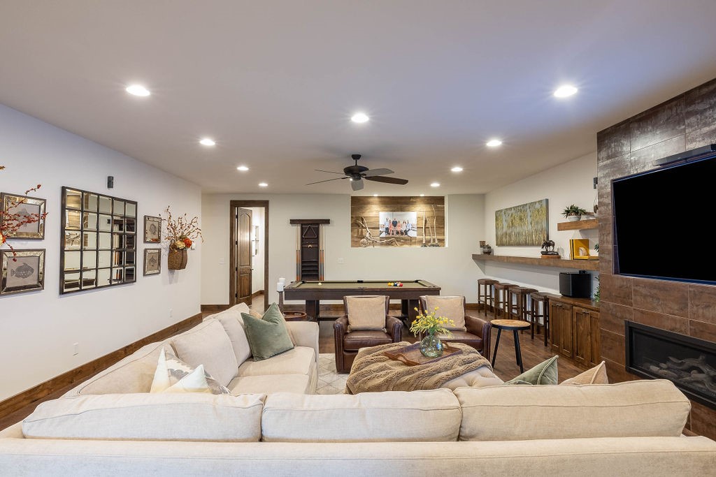 Estates at Lakeway - Residential