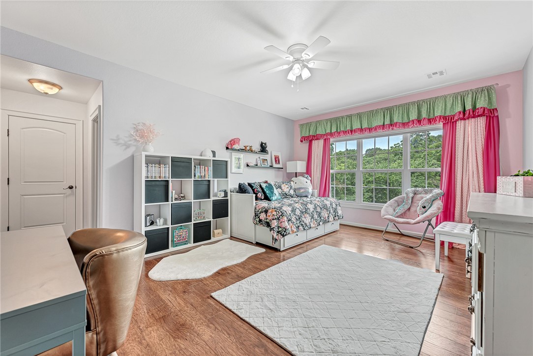 Heathrow Sub Bentonville - Residential