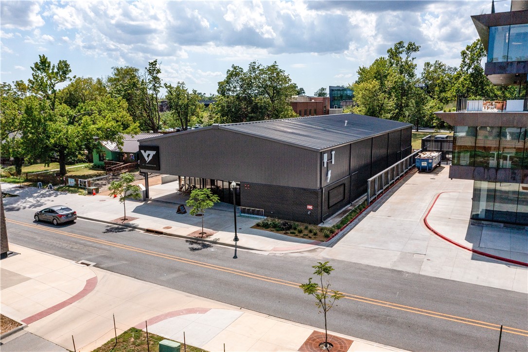 Railroad Add Bentonville - Commercial Lease