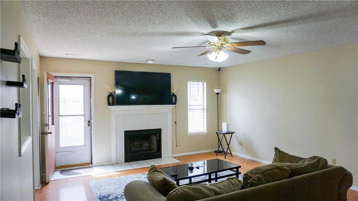 Eagle Glen Sub Ph Ii Rogers - Residential