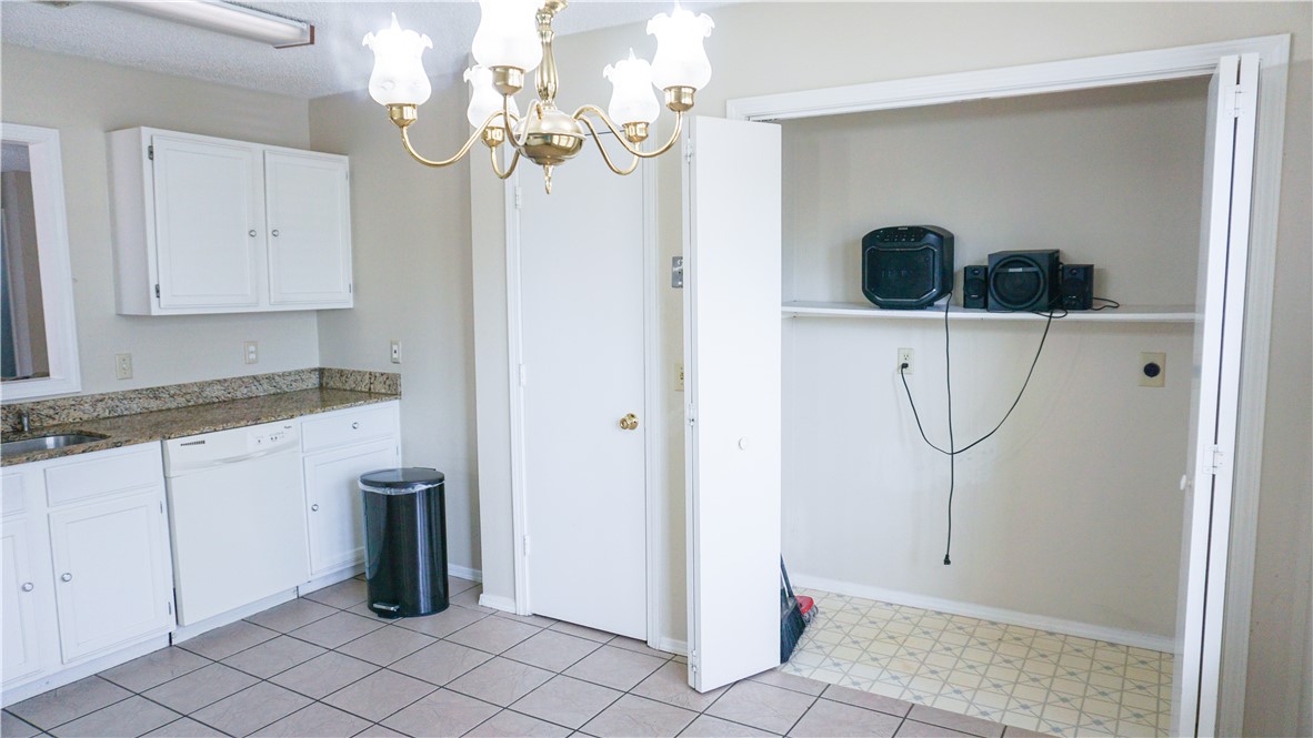 Eagle Glen Sub Ph Ii Rogers - Residential