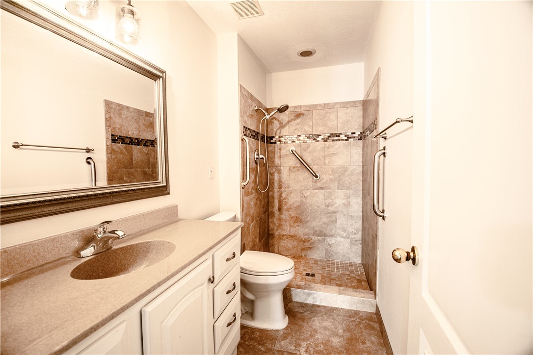 CIMARRON VILLAGE PH III - Residential