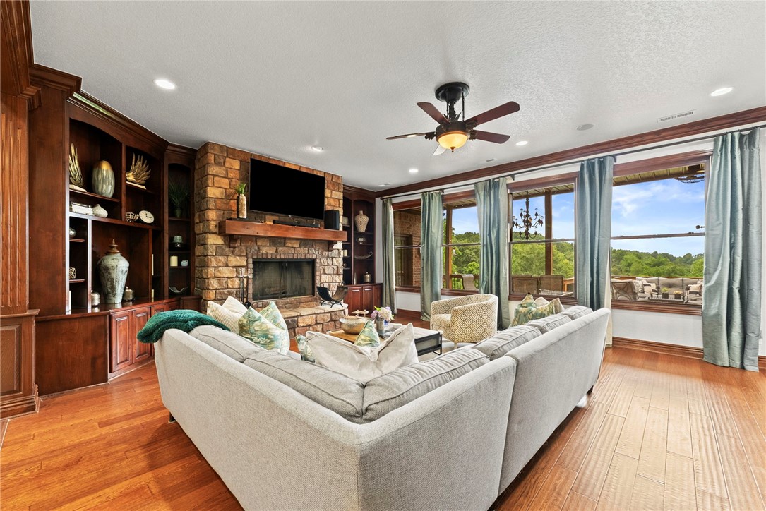 22-18-29-RURAL - Residential