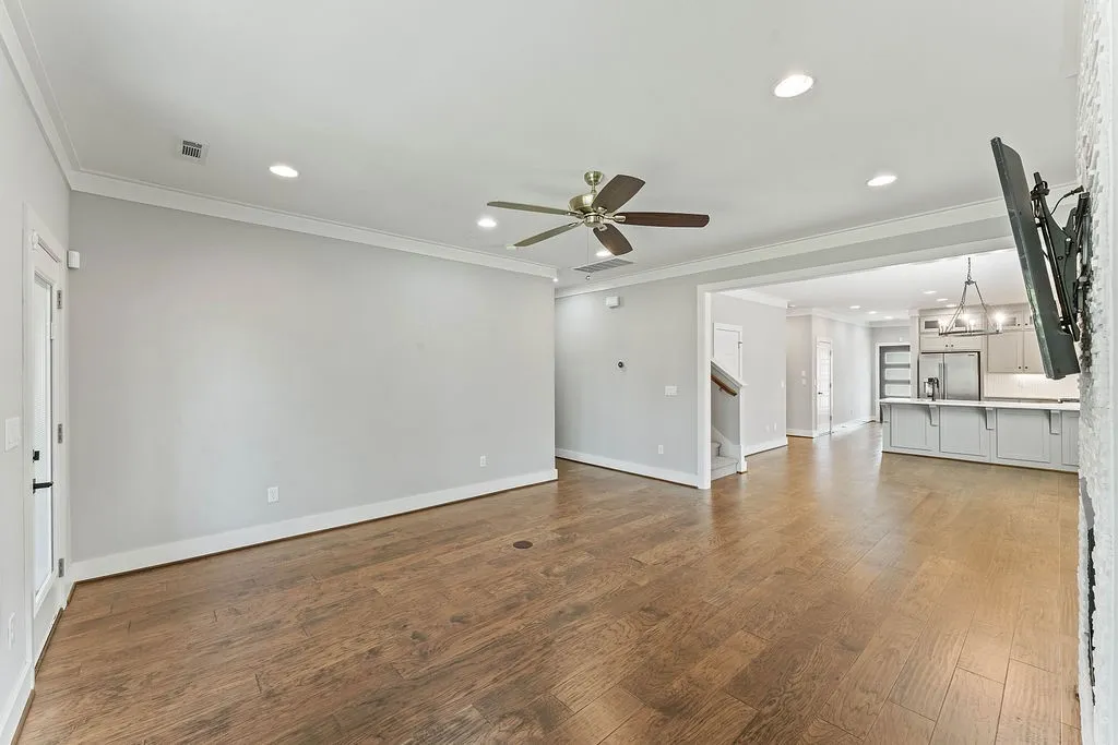 Rogers, Arkansas 72758, United States, 3 Bedrooms Bedrooms, ,3 BathroomsBathrooms,Residential,Pending,210681