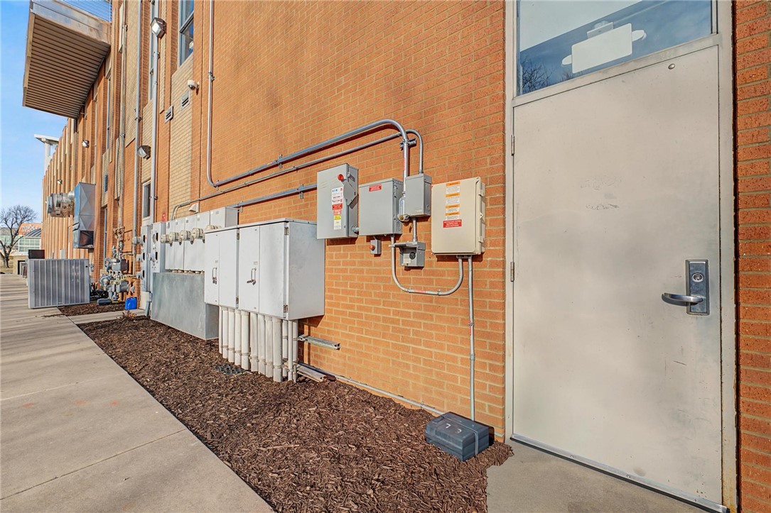 Pinnacle Station Condos Horiz Prop Reg-R - Residential