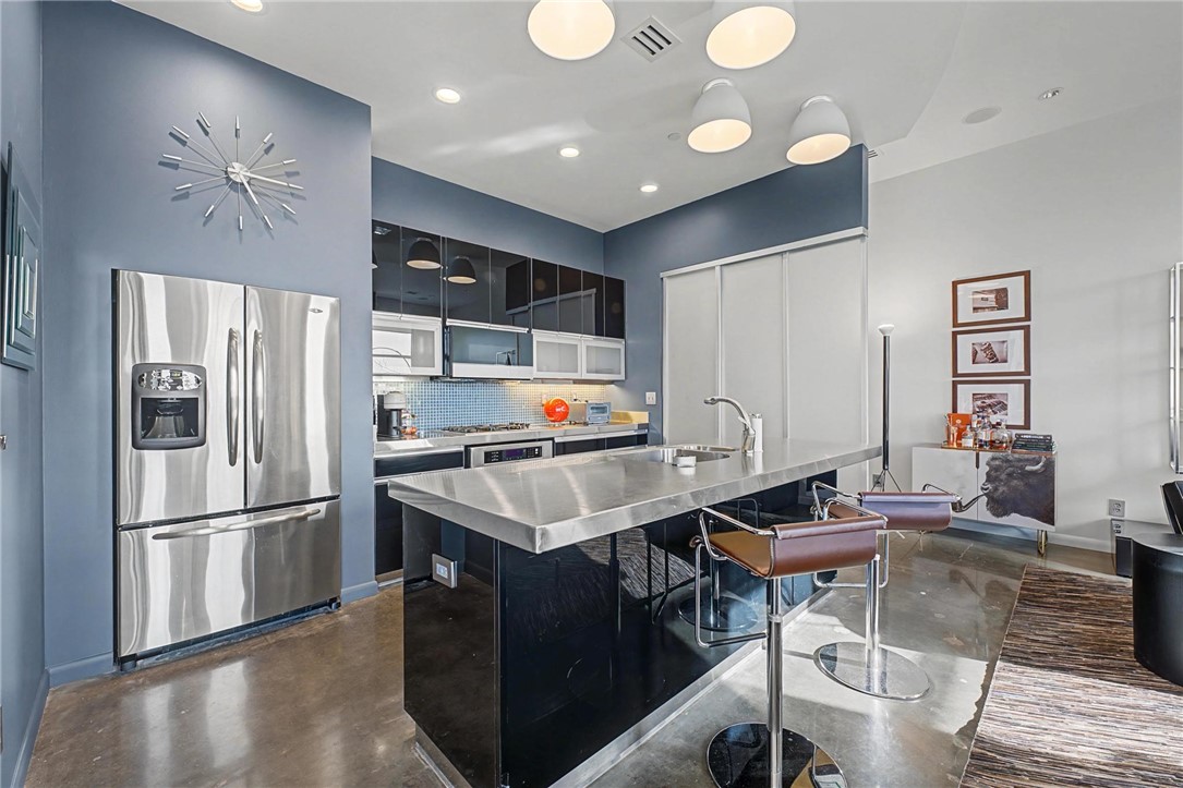 Pinnacle Station Condos Horiz Prop Reg-R - Residential