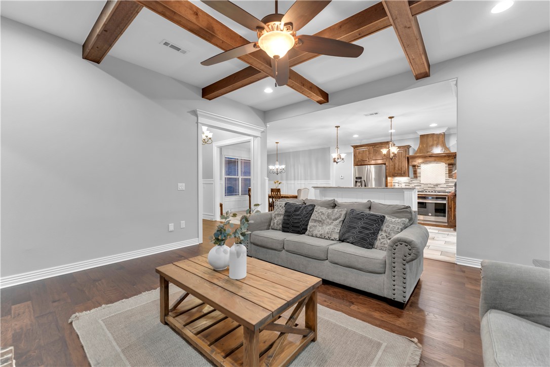 Tontitown Outlots - Residential