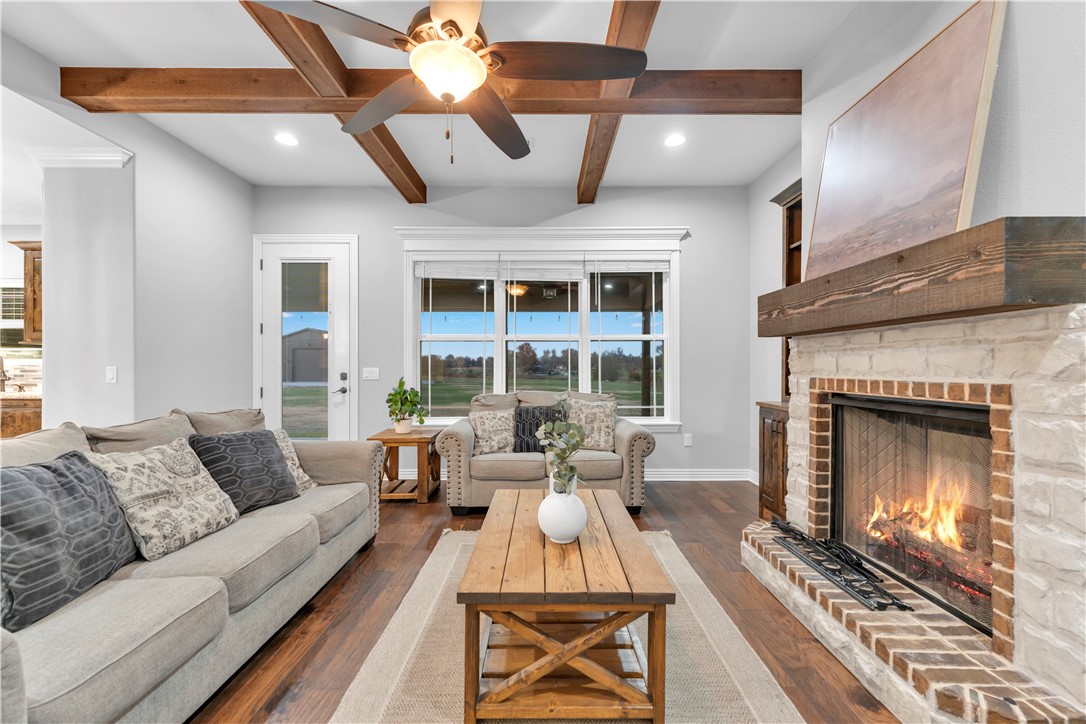 Tontitown Outlots - Residential