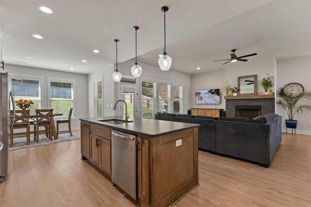 Greens At Sugar Creek, The Pea Ridge - Residential