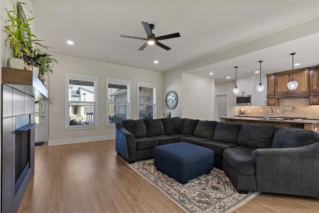 Greens At Sugar Creek, The Pea Ridge - Residential