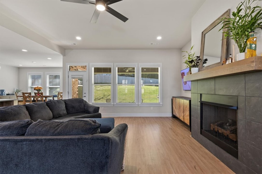 Greens At Sugar Creek, The Pea Ridge - Residential