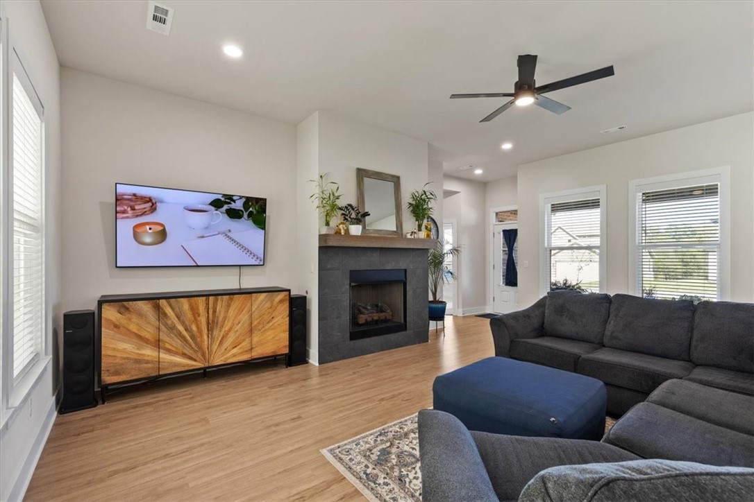 Greens At Sugar Creek, The Pea Ridge - Residential