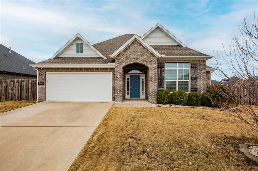 Fantastic opportunity in Legendary Subdivision near Shaw Elementary and Shaw Family Park. Located on a large corner lot, this 3 bed, 2 bath home offers a functional split floor plan with abundant natural light. Enjoy a cozy living area with fireplace, a spacious kitchen, and a private backyard perfect for kids or pets. Neighborhood amenities include a community pool, basketball court, and club house. Close to schools, parks, I-49, shopping, dining and quick access to XNA. Move-in ready with room to make it your own!