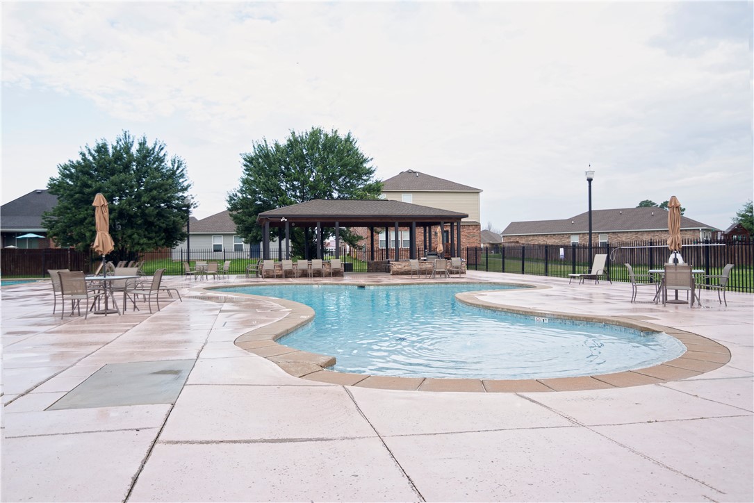 Legendary - Residential