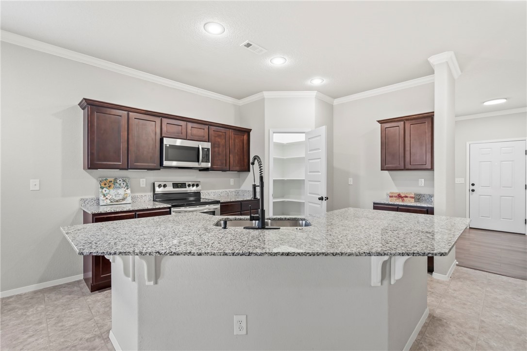 Legendary - Residential