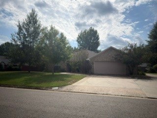 Photo of 2307 W 5th Street, Russellville, AR 72801 (MLS # 1362796)