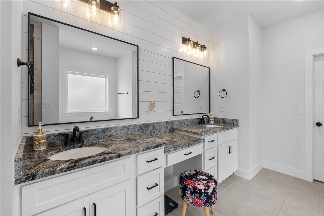 Maple Estates Ph Ii Centerton - Residential